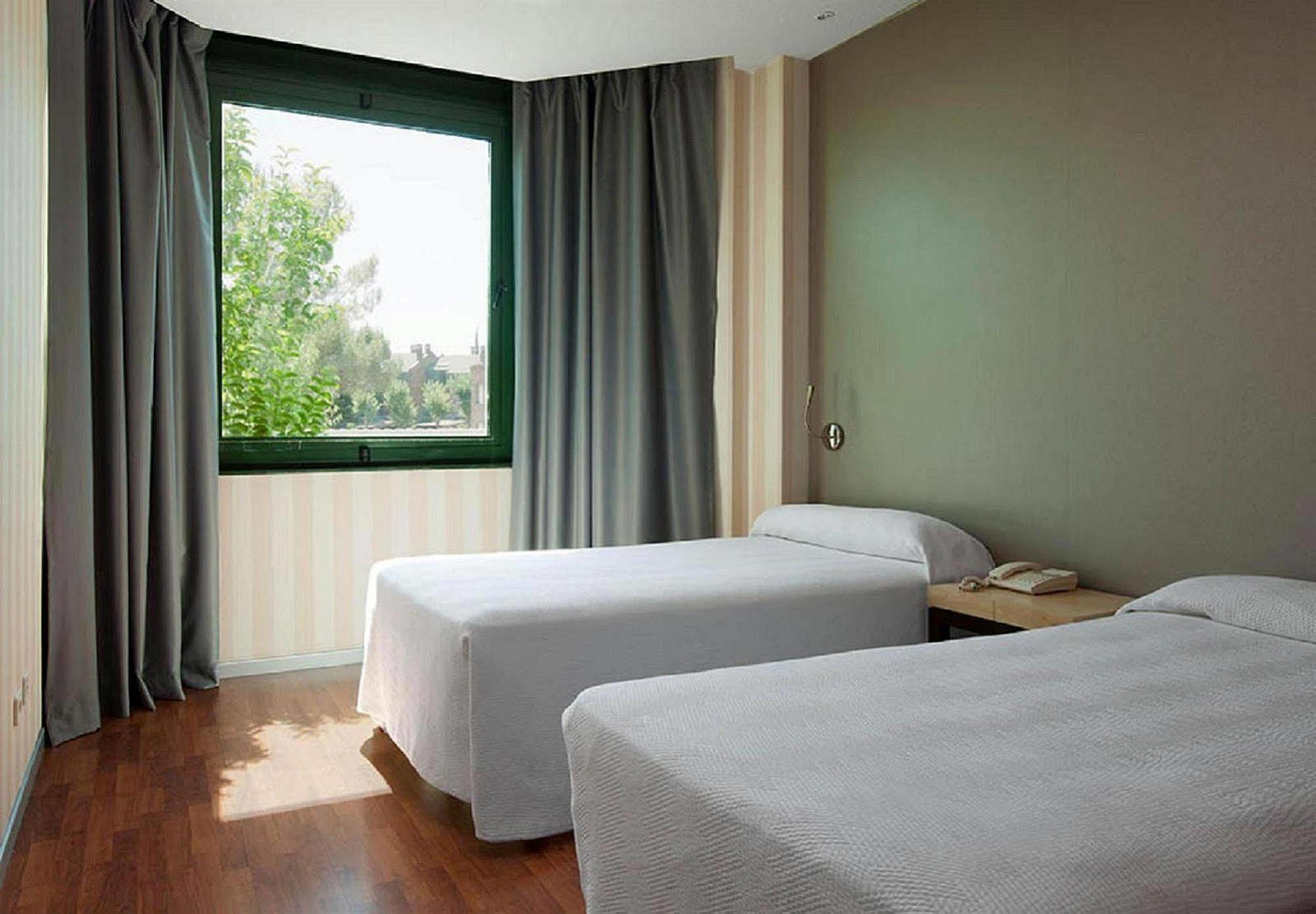 Apartamentos Th Las Rozas Exterior foto